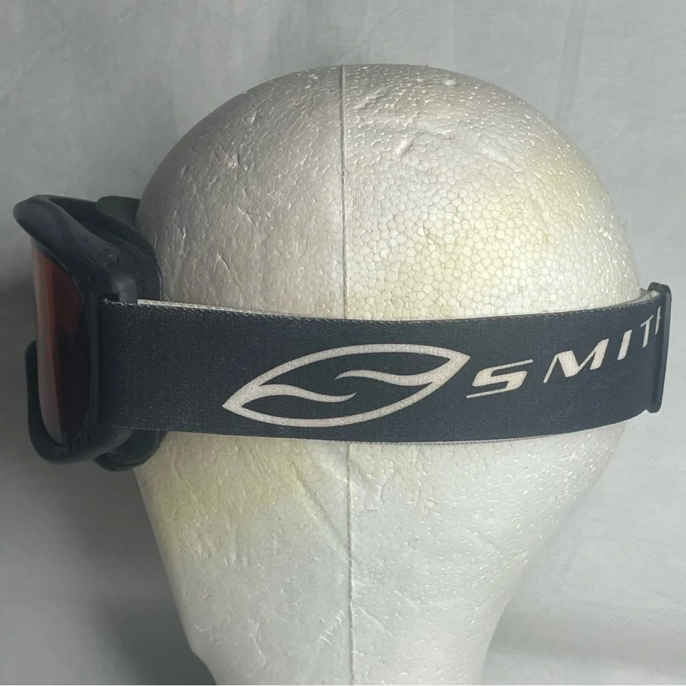 Smith Sundance II SK7 Ski Goggles Youth Kids Size S/M Black Amber Iridium Lens